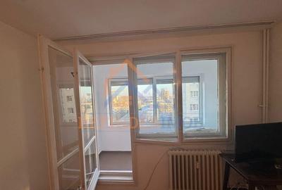 Apartament de vanzare cu 2 camere, zona Trapezului - Metrou 1 Decembrie 1918 - 5