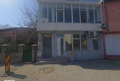 Spațiu comercial, de 64 mp, în Central - 2