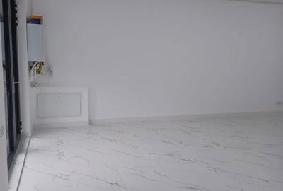 Spațiu comercial, de 40 mp, în Universității - 7