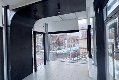 Birou, de 30 mp, în Central - 6