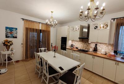 Vila spatioasa de inchiriat 7 camere cu gradina  si terasa spectaculoasa - 11