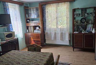 Casă cu 4 camere cu Teren 1395 Mp în Sântuhalm