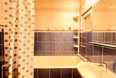 Apartament cu 3 camere decomandat, mobilat în P-ța Muncii - 23