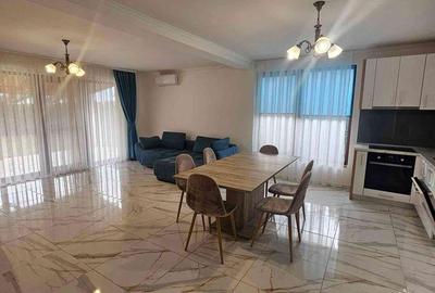 Casă cu 3 camere în Sântandrei