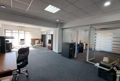 Birou, de 154.30999755859 mp, în Unirii - 28