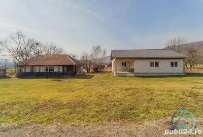 Doua case Gura Vaii - 1