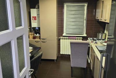 Apartament cu 3 camere decomandat în Letea - 3