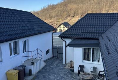 Casă cu 4 camere în Central - 4