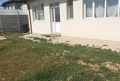 Casă cu 4 camere cu Teren 400 Mp în Jilava - 2