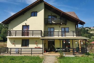 Casa de vanzare, oras Zarnesti, judet Brasov - 1