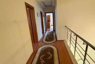 Casă cu 4 camere în Central - 10