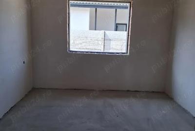 Casă cu 3 camere în Dragomirești-Deal - 6