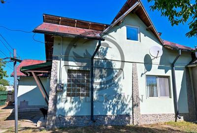 Casă individuală cu 7 camere cu Teren 432 Mp în Vest - 1