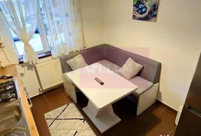 Apartament cu 3 camere decomandat în Central - 1