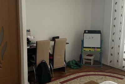 Apartament cu 2 camere decomandat în Siderurgiștilor
