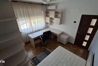 Casă cu 4 camere în Ungureni - 15