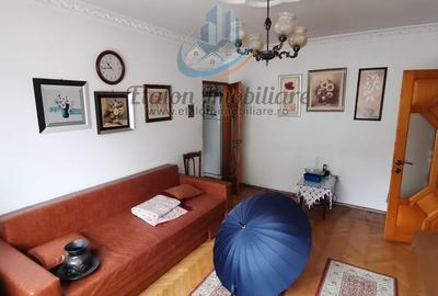 Apartament 3 camere, semidecomandat, zona centrala - 6