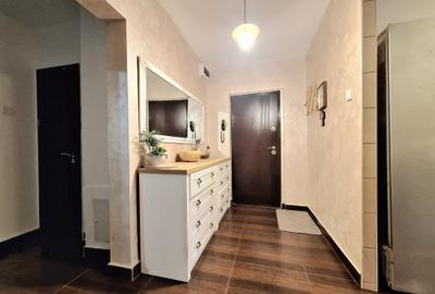 Apartament cu 3 camere decomandat, mobilat în 13 Septembrie - 7