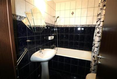 Apartament cu 3 camere decomandat în Circumvalațiunii - 8