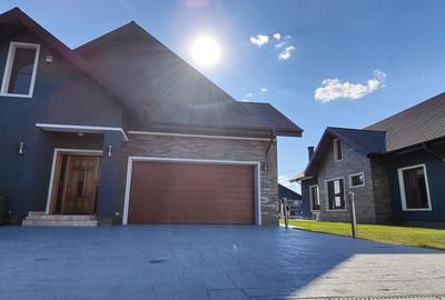 Casă cu Teren 2500 Mp în Ciolpani - 8