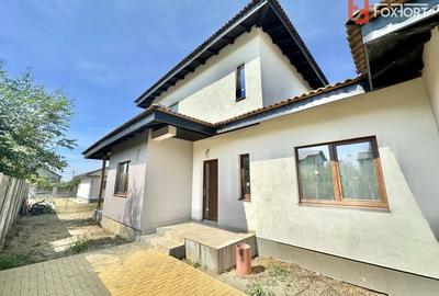 Duplex Mosnita 4 camere, 2 bai - curte amenajata cu gazon si plante! Duplex Mosnita 4 camere, 2 bai - curte amenajata cu gazon si plante! - 2