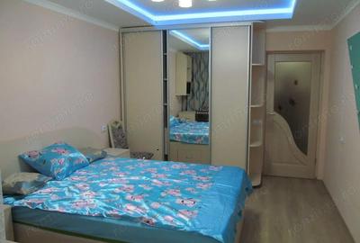 Garsonieră decomandată în Gorjului