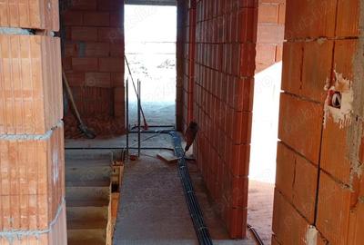 Casă cu Teren 250 Mp în Chișoda - 6