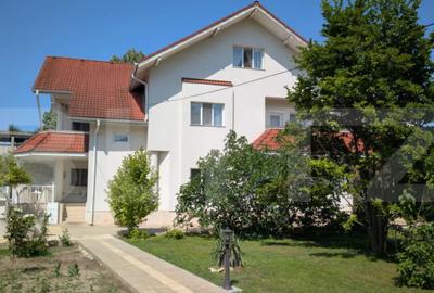 Casă cu 3 camere cu Teren 1400 Mp în Micro 6 - 1