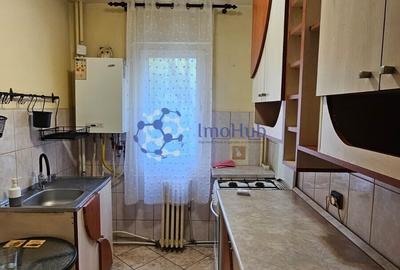 Apartament cu 3 camere semidecomandat, mobilat în Podu Roș - 5