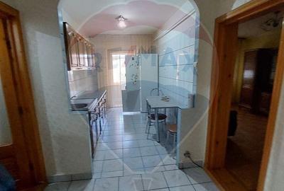 Apartament cu 3 camere decomandat în Ultracentral - 3