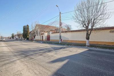 Casă cu 5 camere cu Teren 5417 Mp în Prejmer - 12