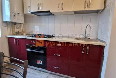 Apartament 3 camere decomandat zona Micro 3 - 5