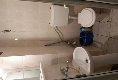 Inchiriez garsoniera - 5