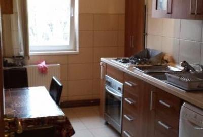 Apartament 4 camere Tractorul etajul 1 - 1