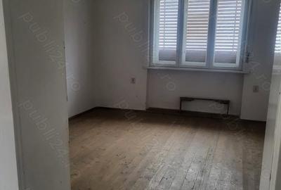 Casă cu 2 camere în Beiuș - 6