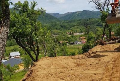 Teren de 4120 mp, în Valea - 6