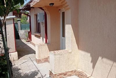 Casă cu 4 camere în Radu Negru - 2