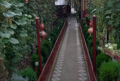 Casă cu 6 camere cu Teren 1300 Mp în Urlați - 9