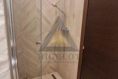 Apartament cu 3 camere în Central - 1