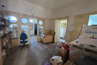 Casă cu 5 camere cu Teren 2800 Mp în Poienarii Burchii - 33