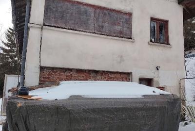 Duplex cu 4 camere cu Canalizare în Central - 2