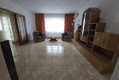 Apartament cu 3 camere semidecomandat în Unirii - 2