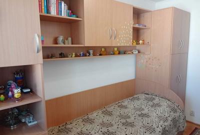 Apartament cu 3 camere decomandat în Nicolina - 5