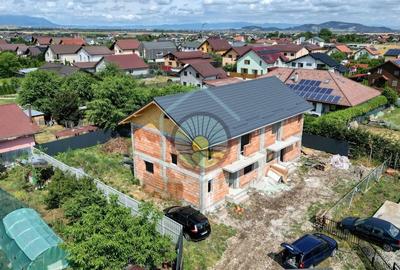 CASA  5 CAMERE IZVOR-TARLUNGENI - 21