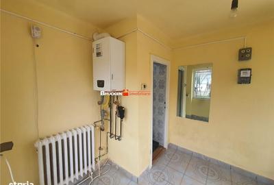 Casă cu 4 camere în Central - 12