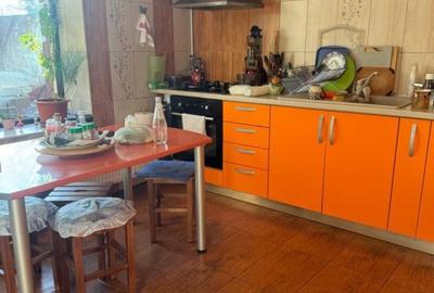 Casă cu 7 camere cu Teren 100 Mp în Rahova - 7