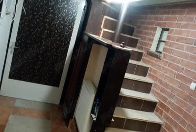 Apartament cu 3 camere semidecomandat în Central - 2