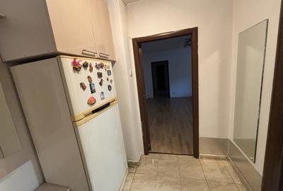 Apartament cu 3 camere decomandat în Iancului - 8