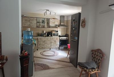 Apartament cu 3 camere decomandat în Ghermănești - 1