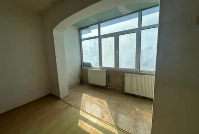 Apartament cu 3 camere semidecomandat în Alecu Russo - 2
